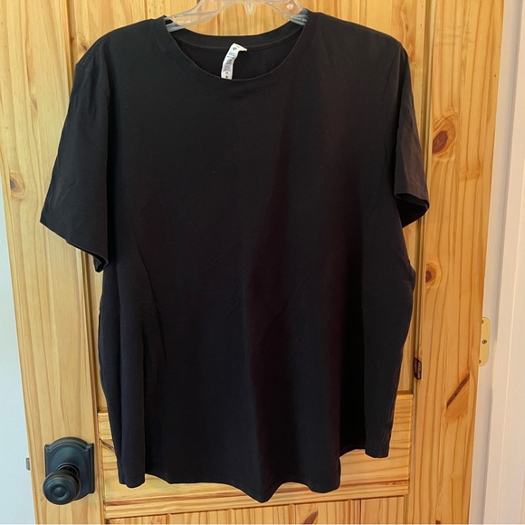 Lululemon Love Curved HemShort Sleeve Tee - Picture 2 of 9